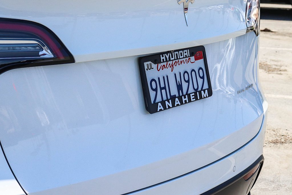 Thumbnail: 2021 Tesla Model Y - 18