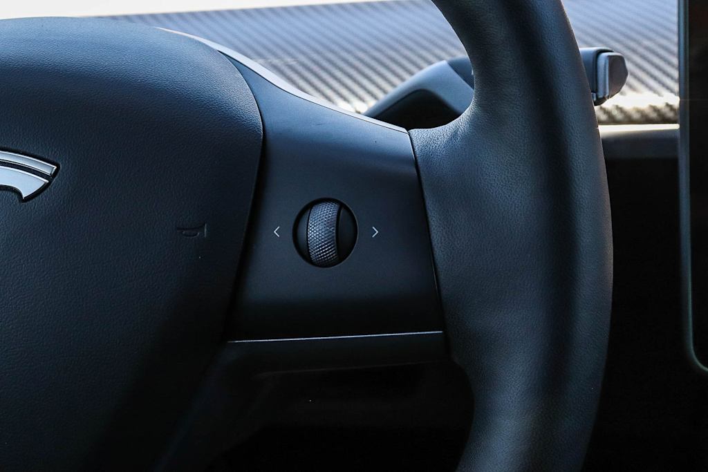 Thumbnail: 2021 Tesla Model Y - 22