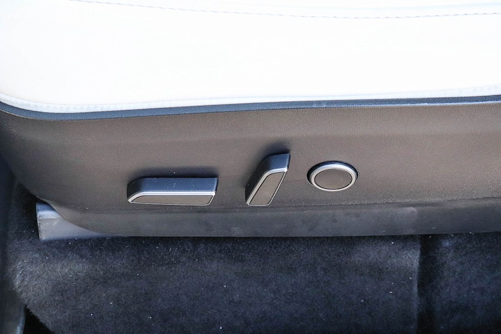 Thumbnail: 2021 Tesla Model Y - 24