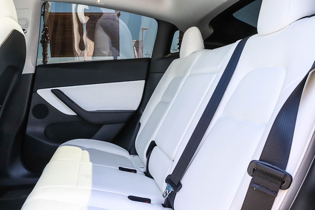 Thumbnail: 2021 Tesla Model Y - 11