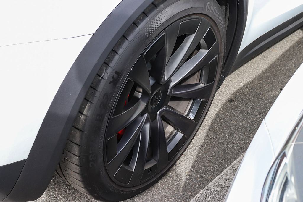 Thumbnail: 2023 Tesla Model X - 4