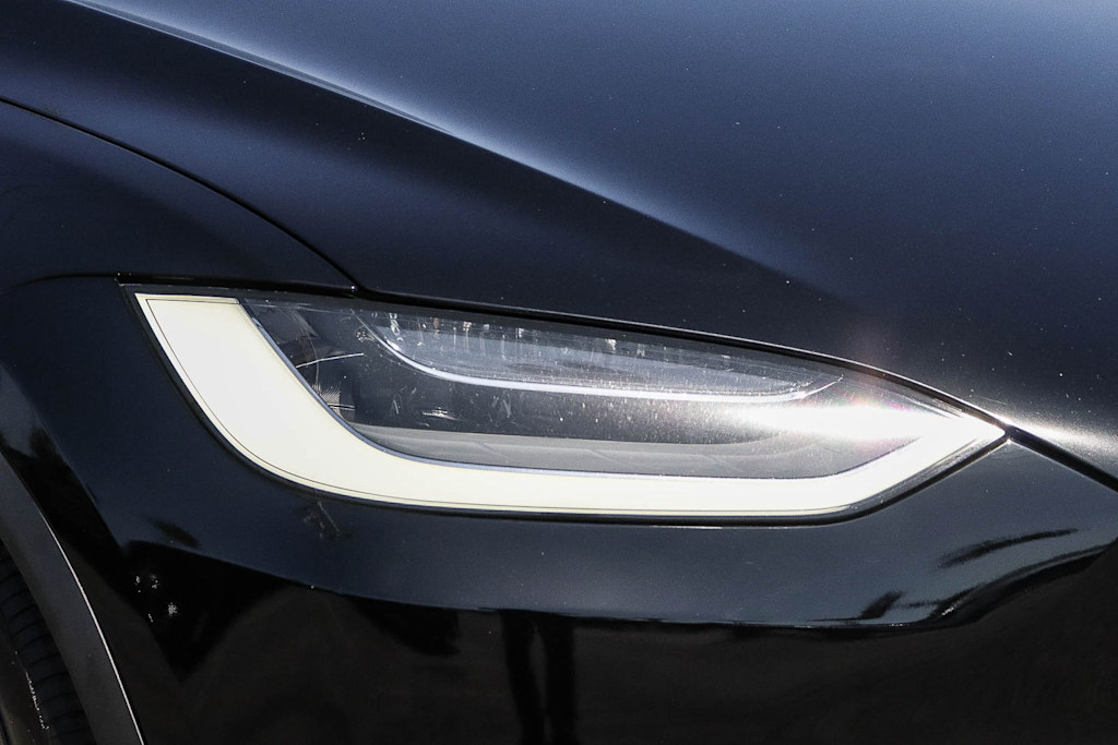 Thumbnail: 2023 Tesla Model X - 17