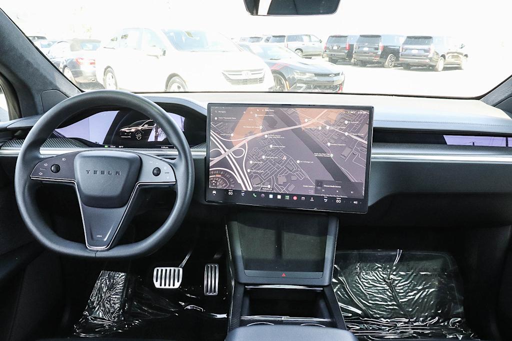 Thumbnail: 2023 Tesla Model X - 2