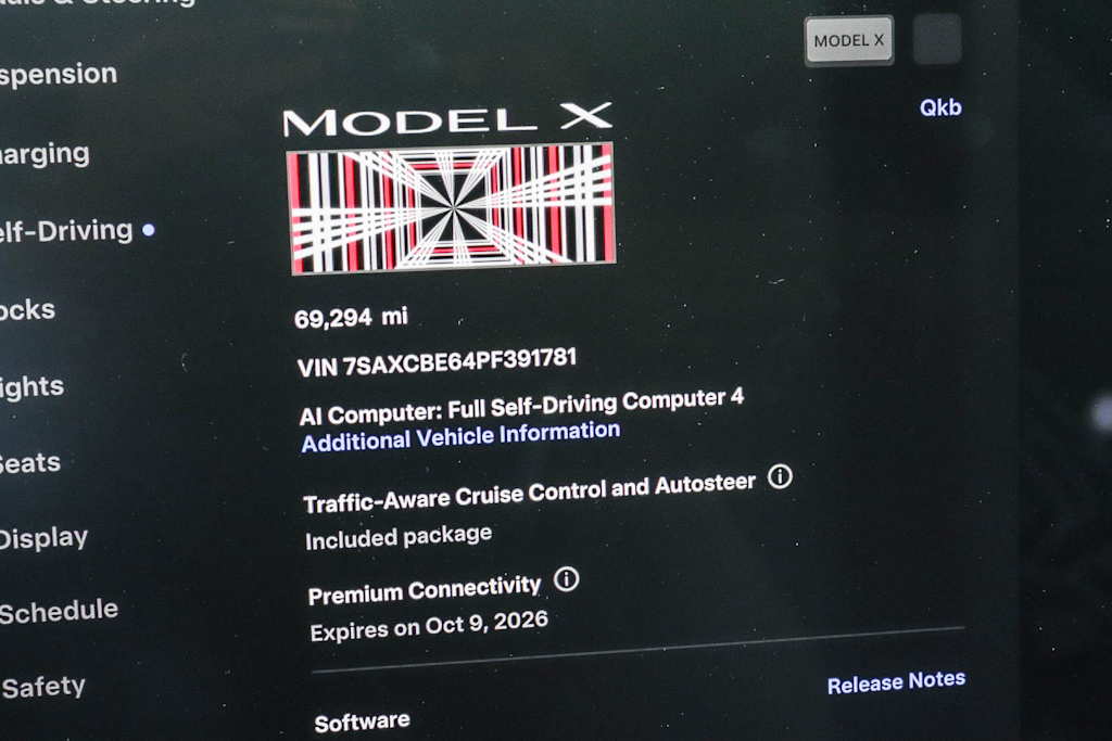Thumbnail: 2023 Tesla Model X - 15