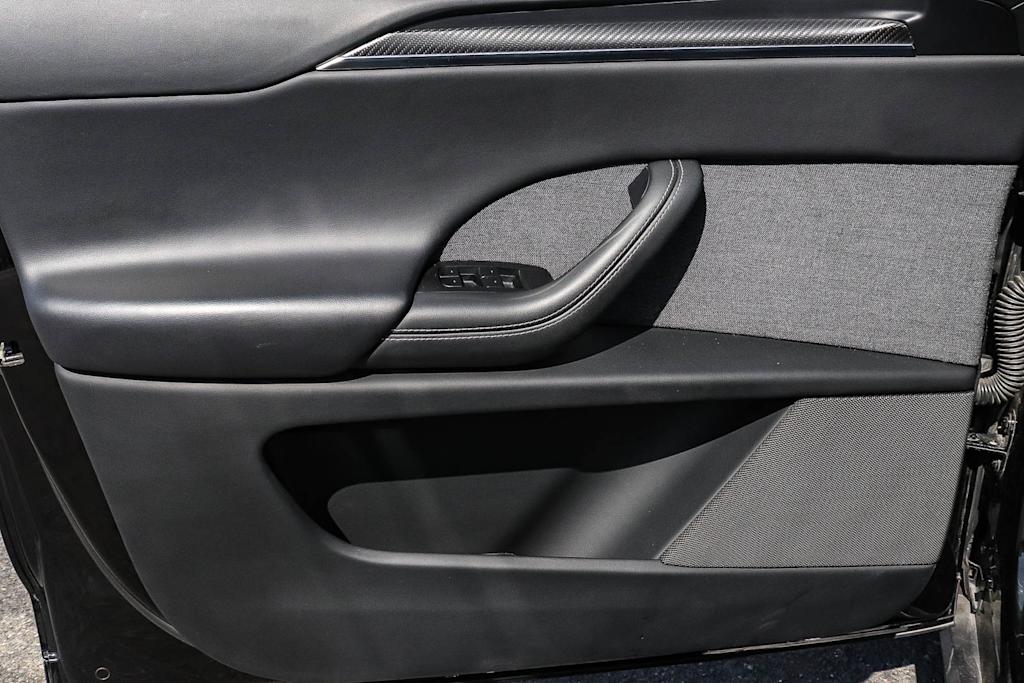 Thumbnail: 2023 Tesla Model X - 27