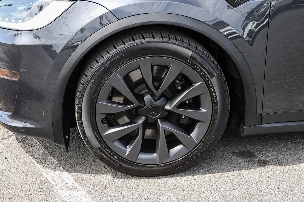 Thumbnail: 2024 Tesla Model X - 20