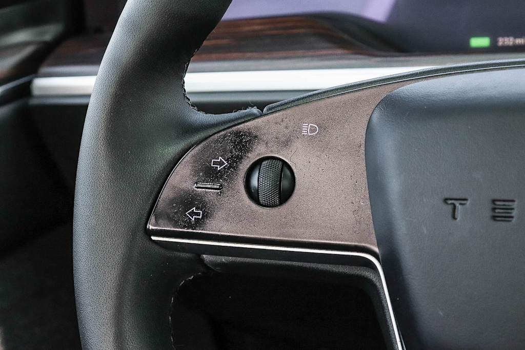 Thumbnail: 2024 Tesla Model X - 22