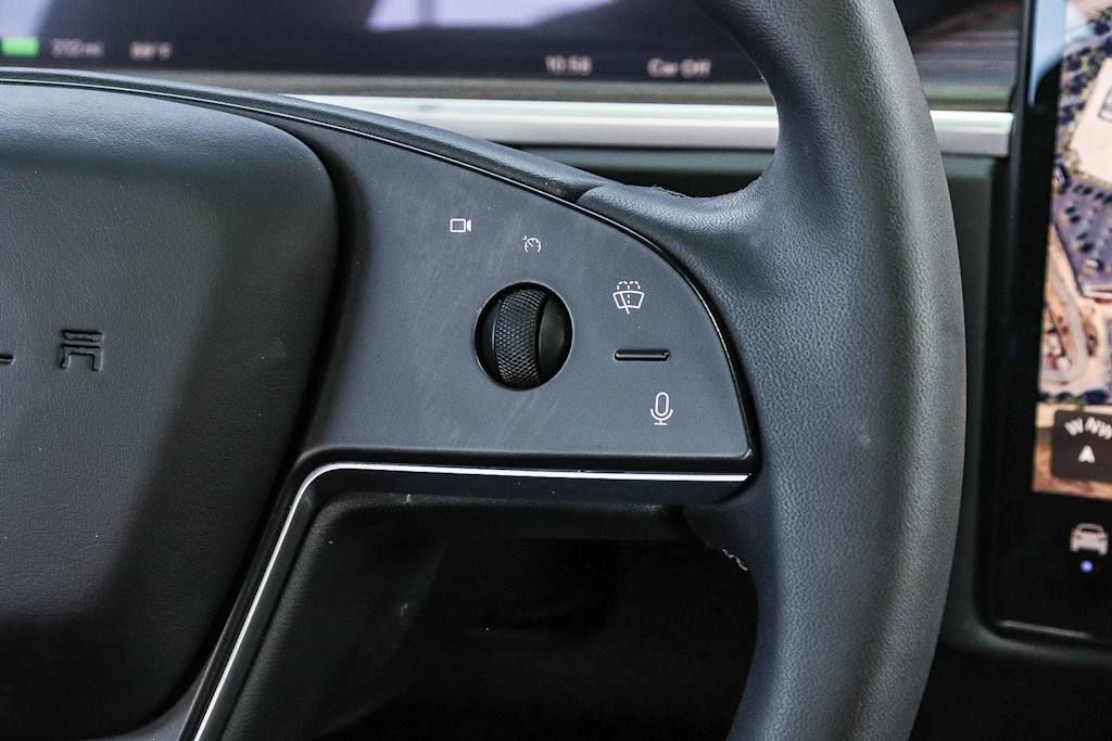 Thumbnail: 2024 Tesla Model X - 23