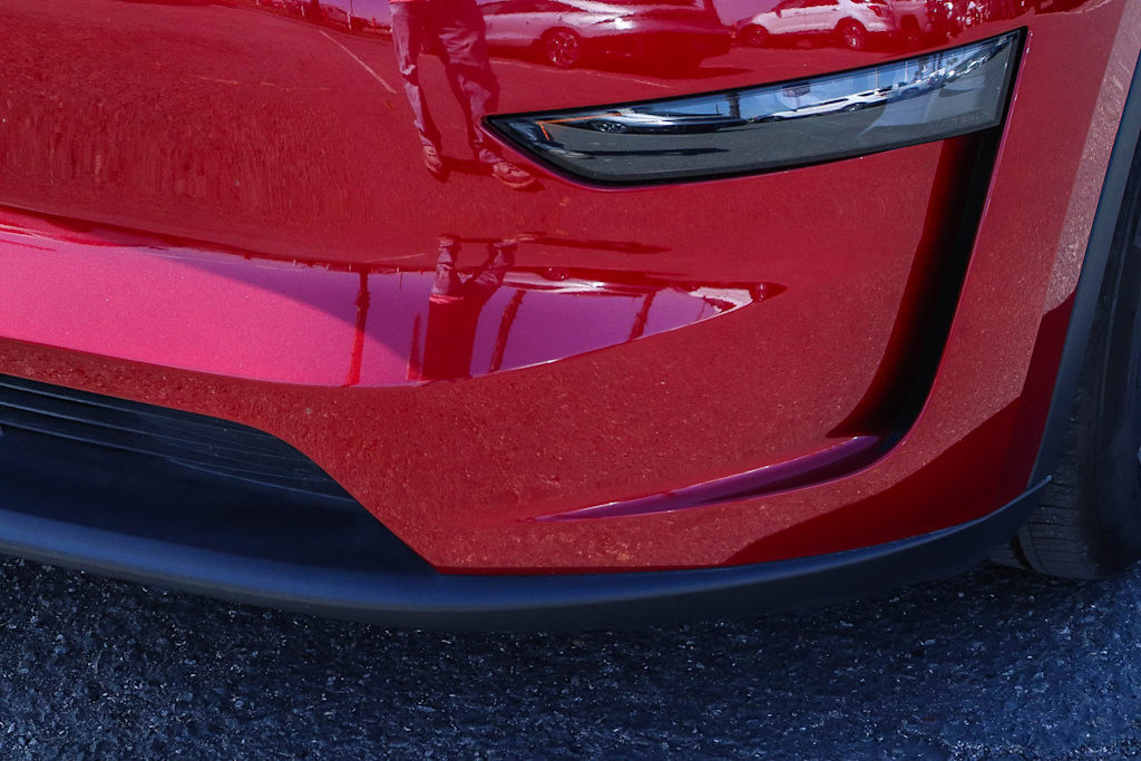 Thumbnail: 2026 Tesla Model Y - 14
