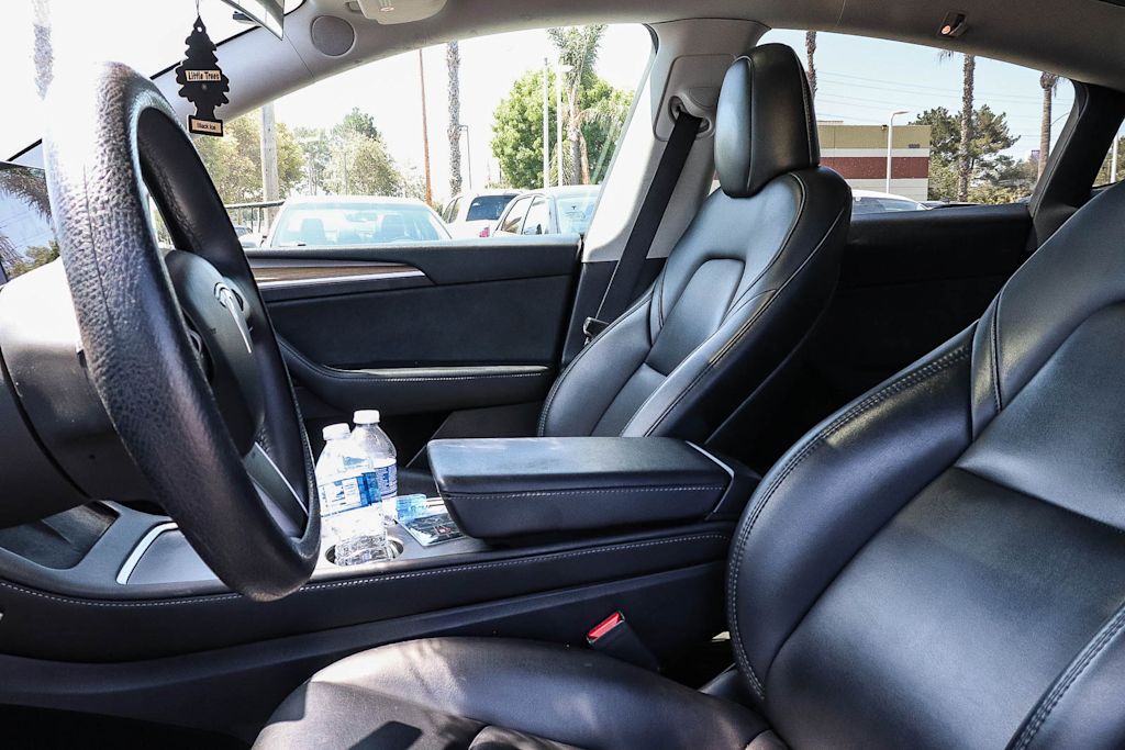 Thumbnail: 2023 Tesla Model Y - 9