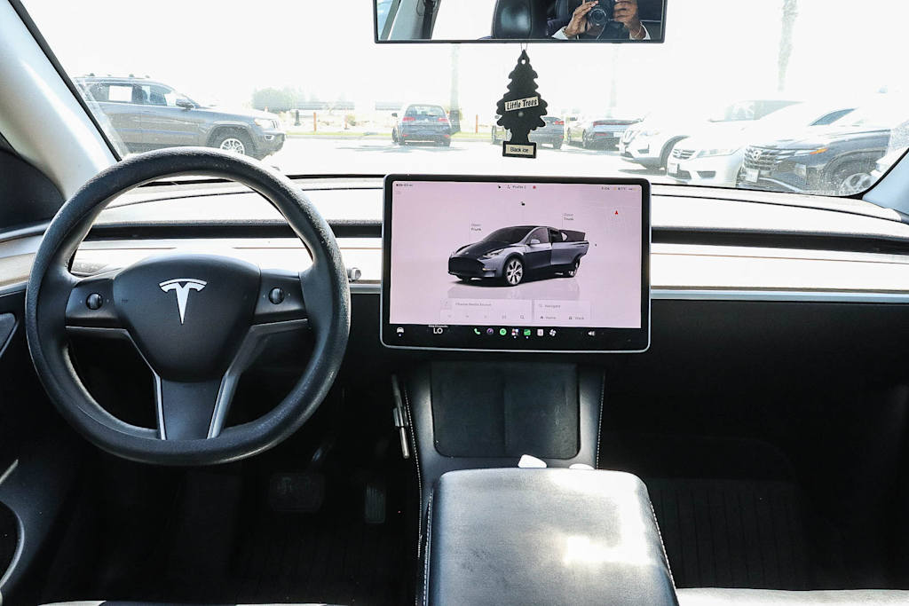 Thumbnail: 2023 Tesla Model Y - 2