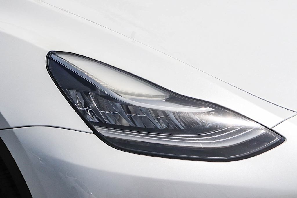 Thumbnail: 2022 Tesla Model Y - 15