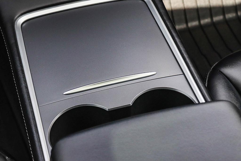 Thumbnail: 2022 Tesla Model Y - 22
