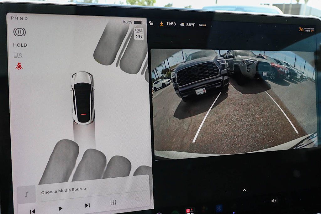 Thumbnail: 2022 Tesla Model Y - 26