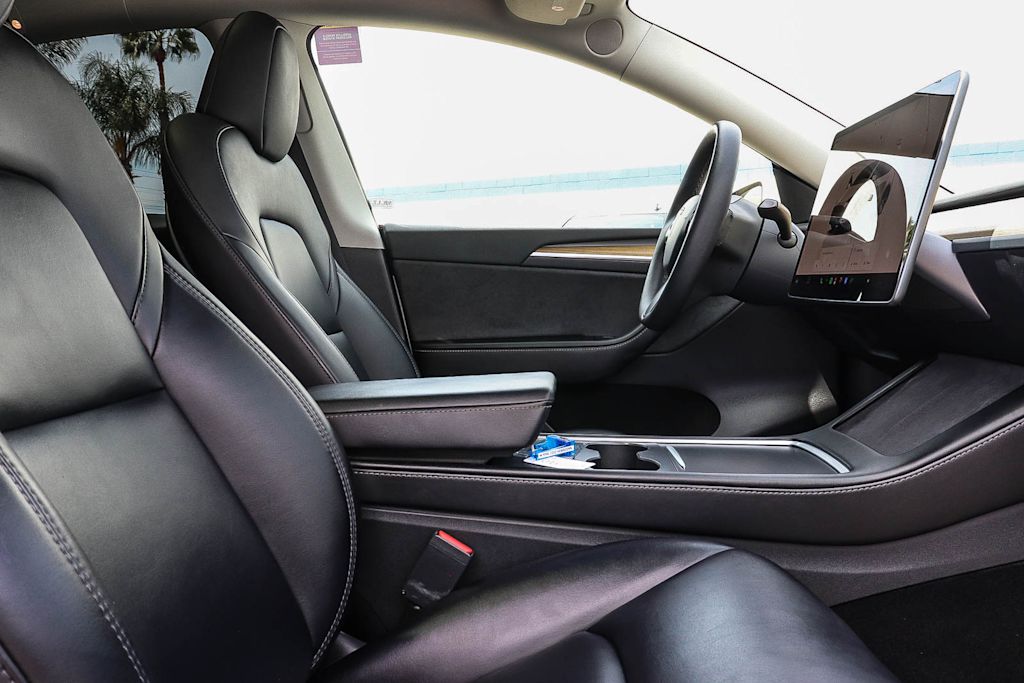 Thumbnail: 2022 Tesla Model Y - 9