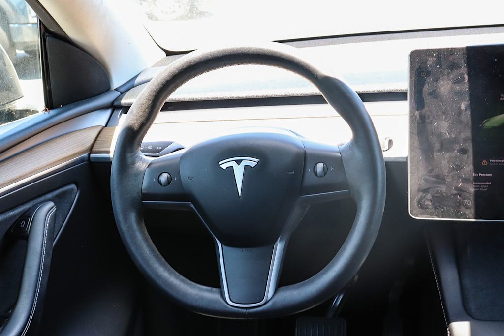 Thumbnail: 2022 Tesla Model Y - 8
