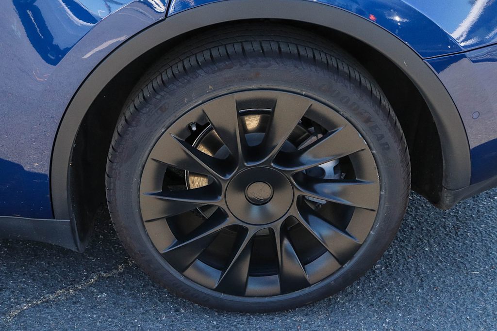 Thumbnail: 2022 Tesla Model Y - 16