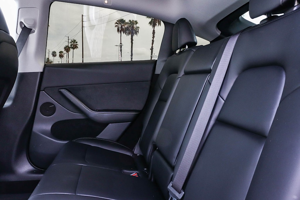 Thumbnail: 2023 Tesla Model Y - 10