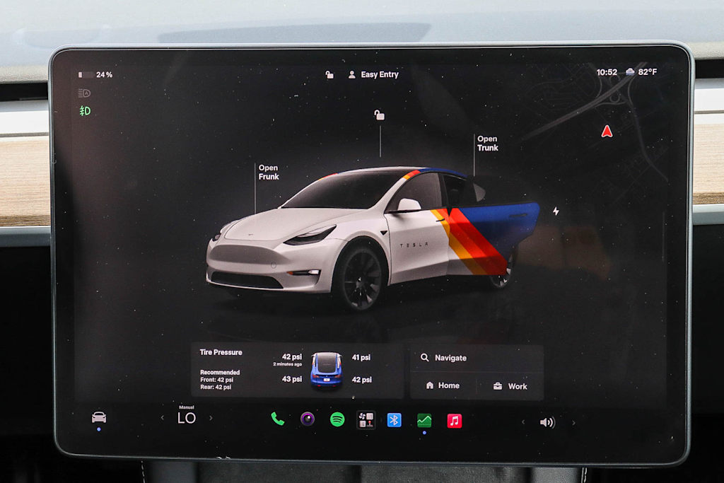 Thumbnail: 2023 Tesla Model Y - 11