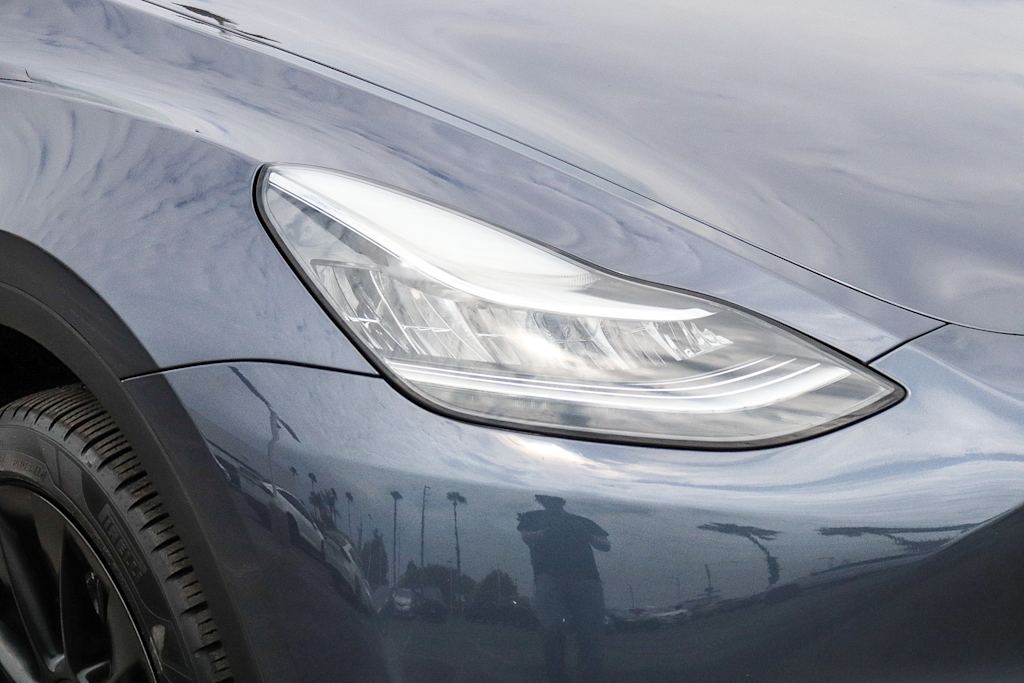 Thumbnail: 2023 Tesla Model Y - 16