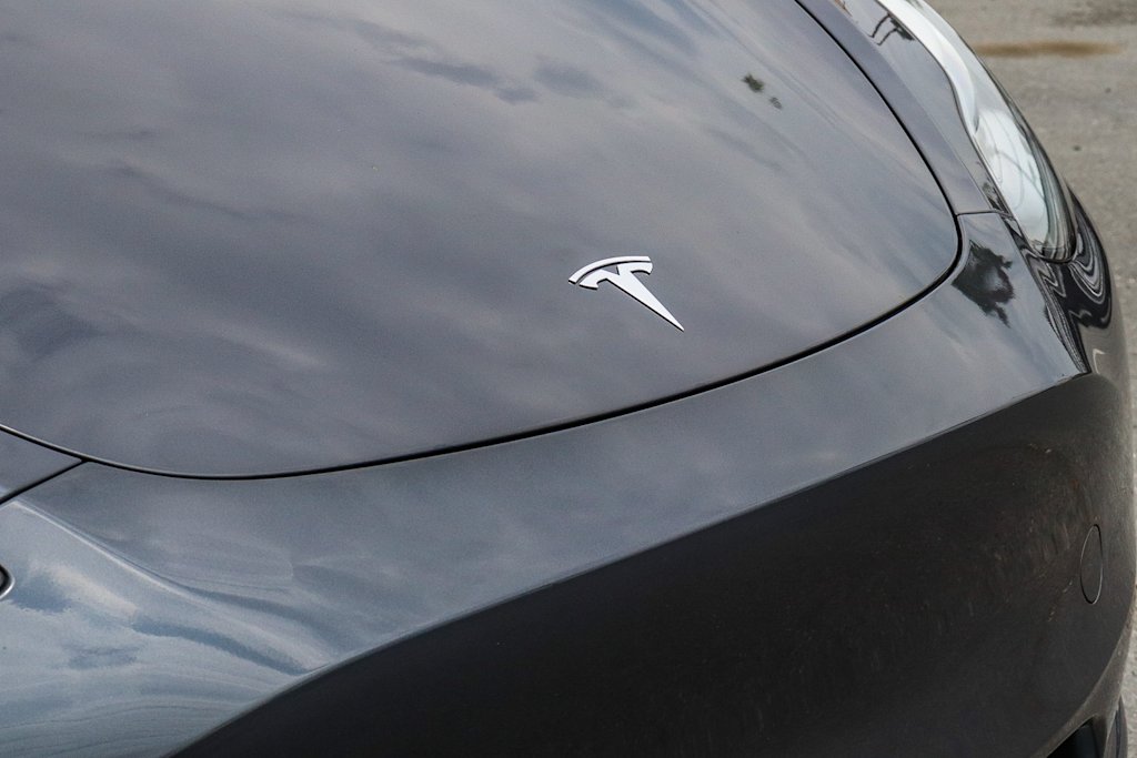 Thumbnail: 2023 Tesla Model Y - 6