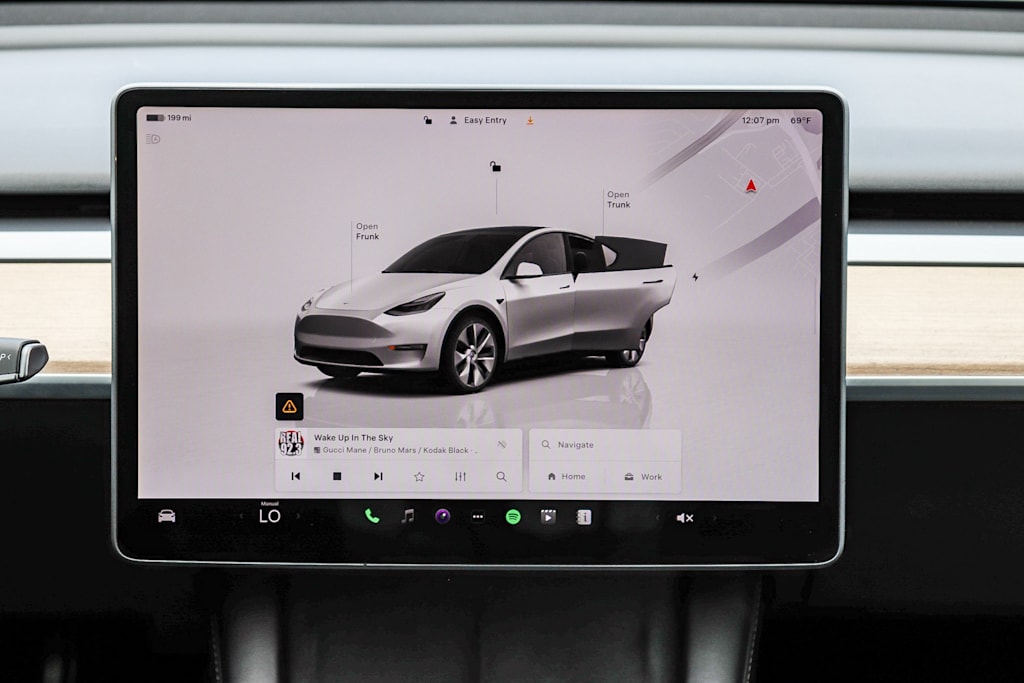 Thumbnail: 2022 Tesla Model Y - 12