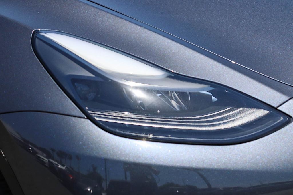 Thumbnail: 2023 Tesla Model Y - 16