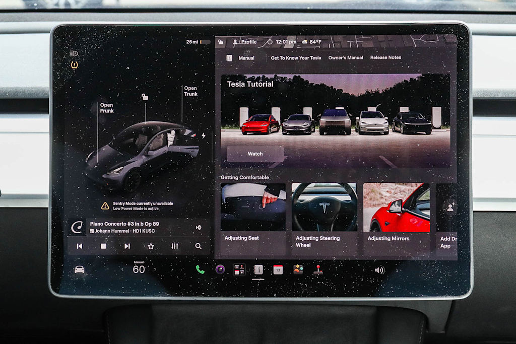 Thumbnail: 2023 Tesla Model Y - 11