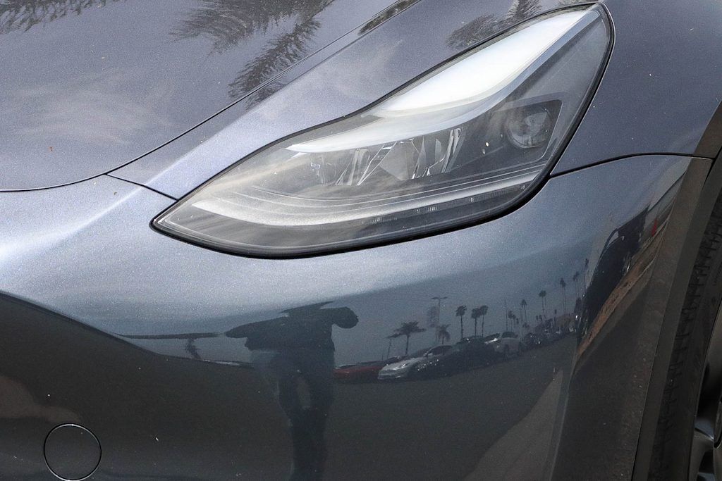 Thumbnail: 2023 Tesla Model Y - 12