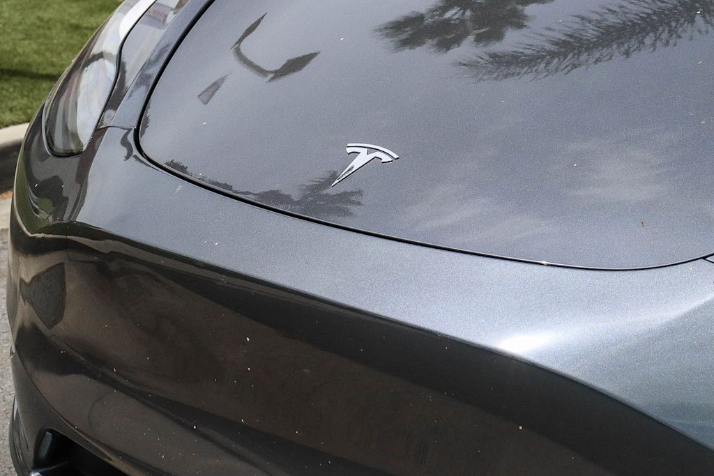 Thumbnail: 2023 Tesla Model Y - 6