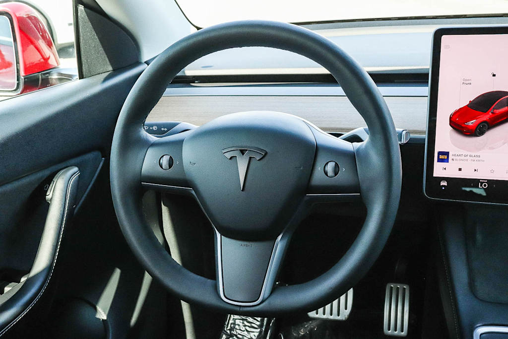 Thumbnail: 2022 Tesla Model Y - 6