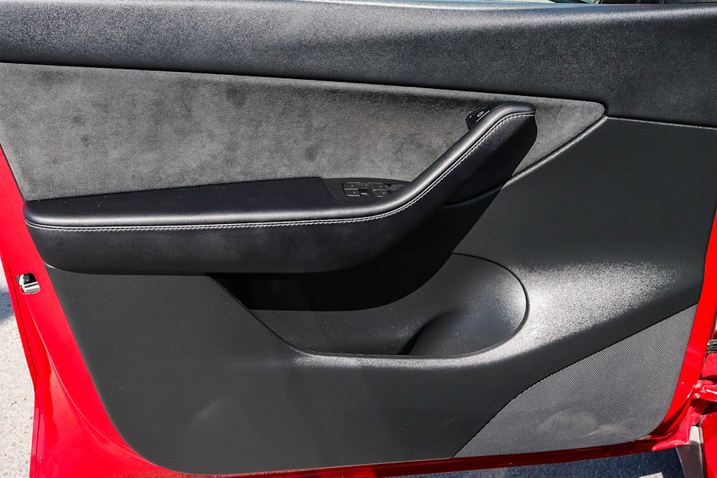 Thumbnail: 2022 Tesla Model Y - 25