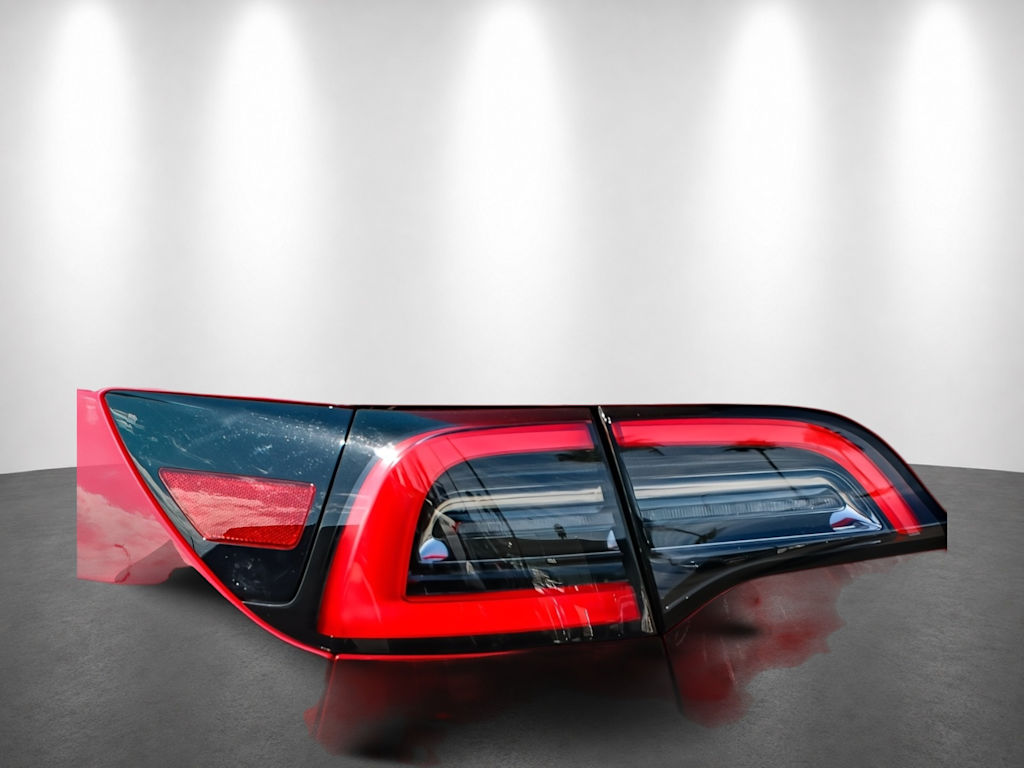 Thumbnail: 2022 Tesla Model Y - 17