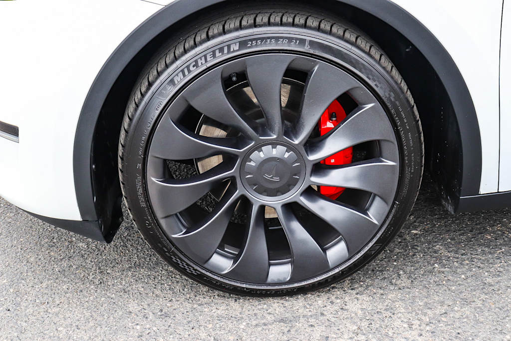 Thumbnail: 2023 Tesla Model Y - 18