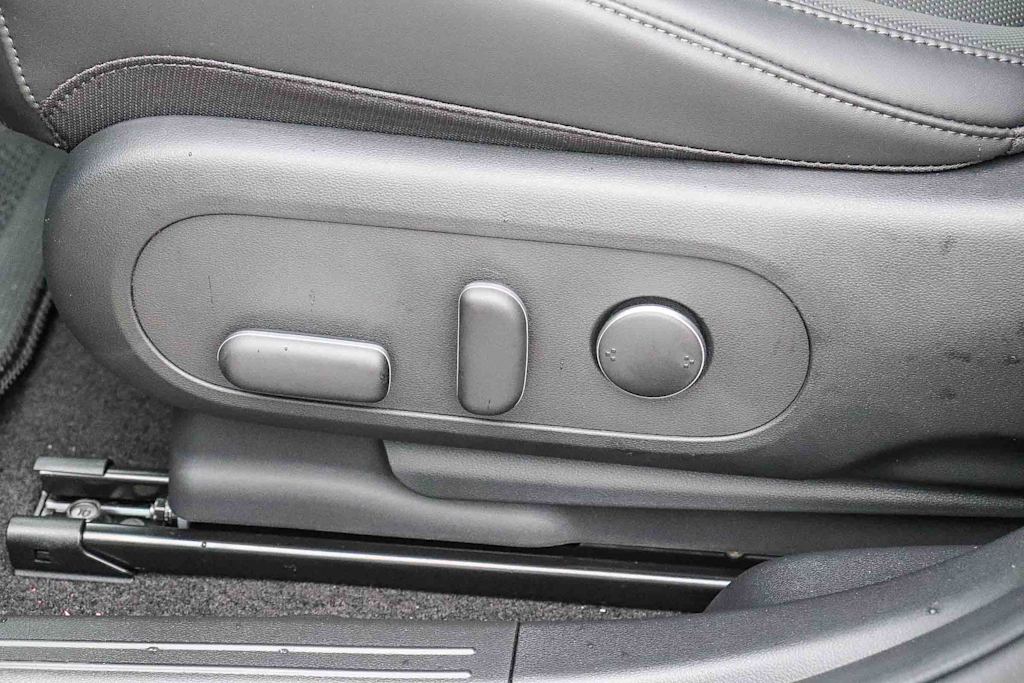 Thumbnail: 2026 Hyundai Ioniq 5 - 23