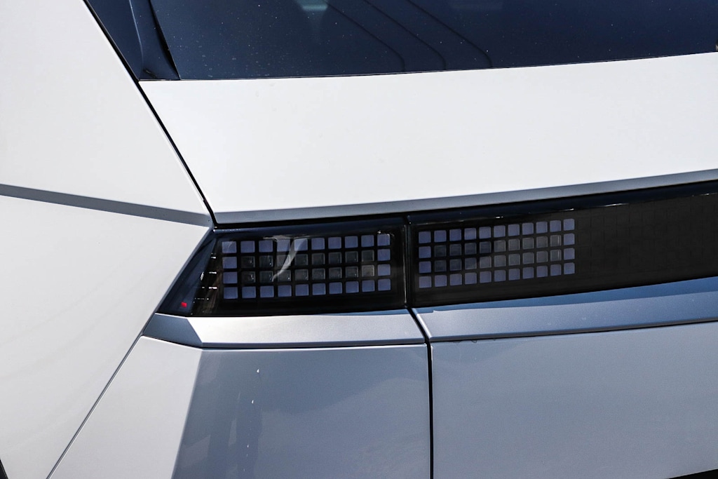Thumbnail: 2026 Hyundai Ioniq 5 - 17