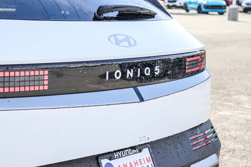 Thumbnail: 2026 Hyundai Ioniq 5 - 19