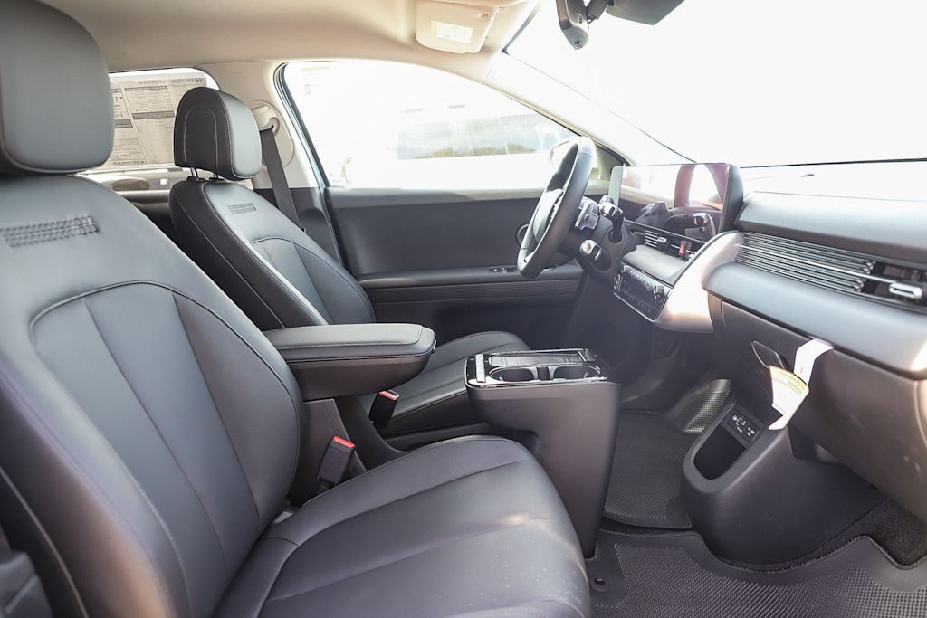 Thumbnail: 2026 Hyundai Ioniq 5 - 8