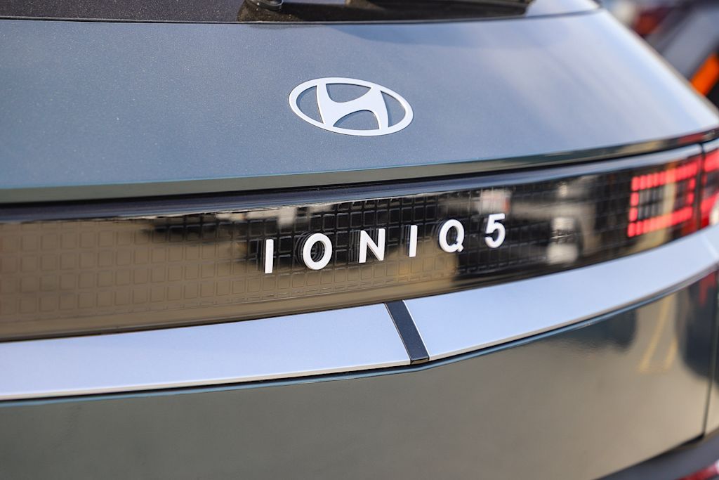 Thumbnail: 2026 Hyundai Ioniq 5 - 16