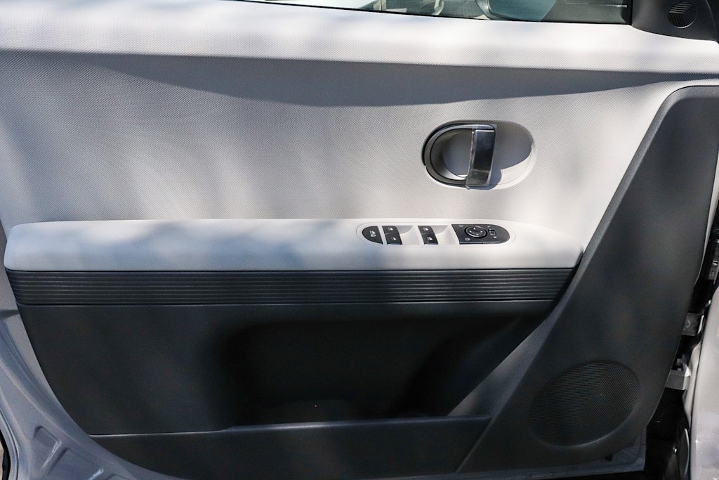Thumbnail: 2026 Hyundai Ioniq 5 - 26