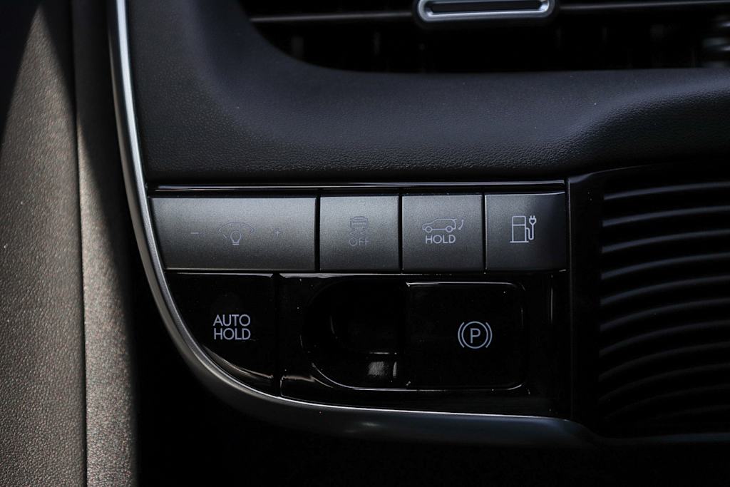 Thumbnail: 2026 Hyundai Ioniq 5 - 29