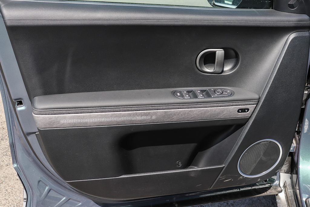 Thumbnail: 2026 Hyundai Ioniq 5 - 24