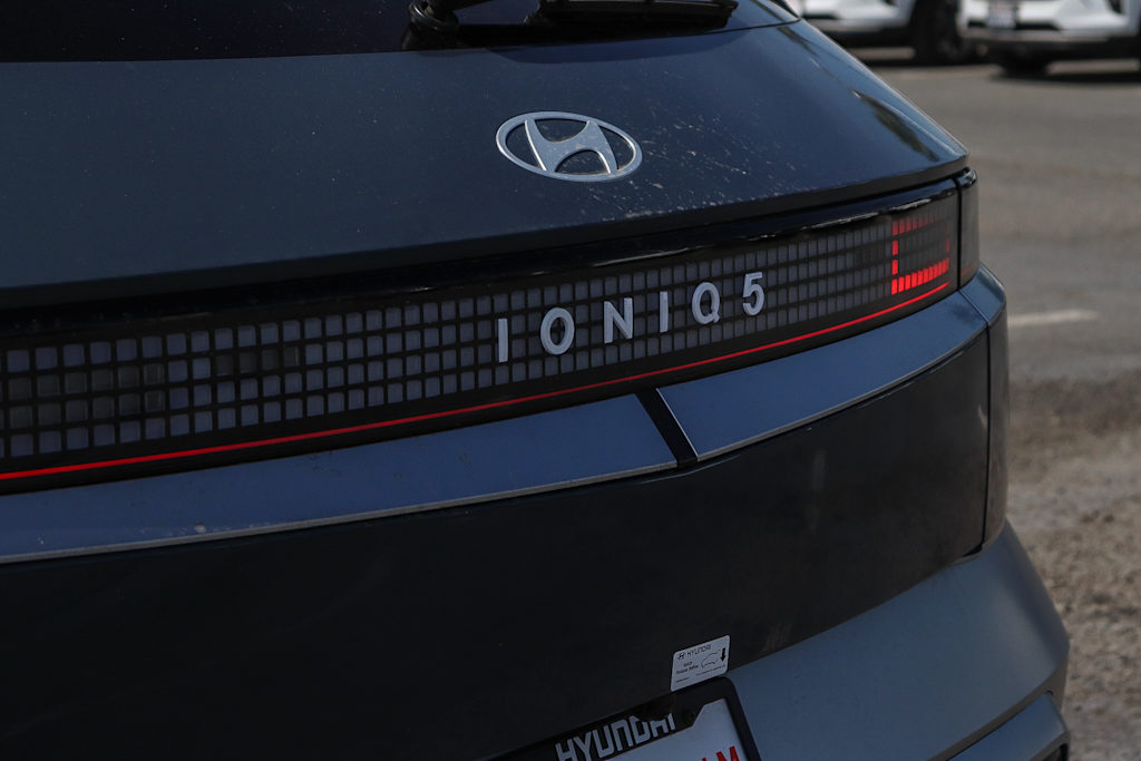 Thumbnail: 2026 Hyundai Ioniq 5 - 18