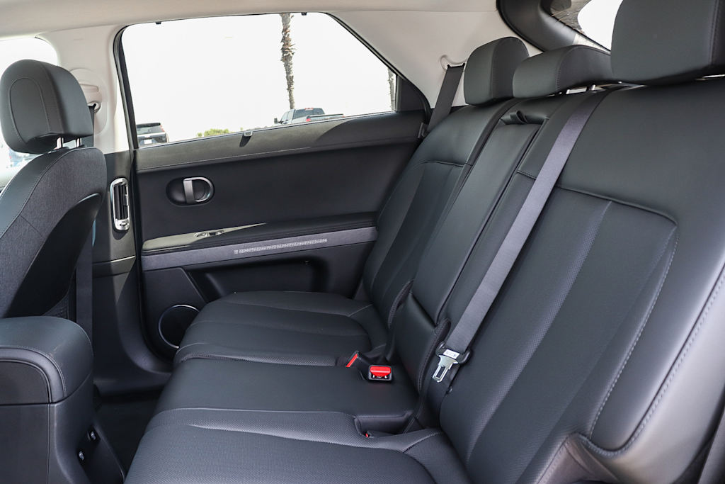 Thumbnail: 2026 Hyundai Ioniq 5 - 12