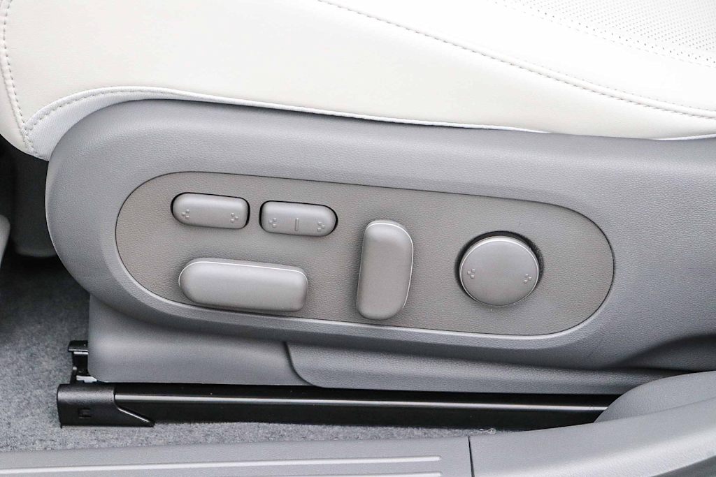 Thumbnail: 2026 Hyundai Ioniq 5 - 25