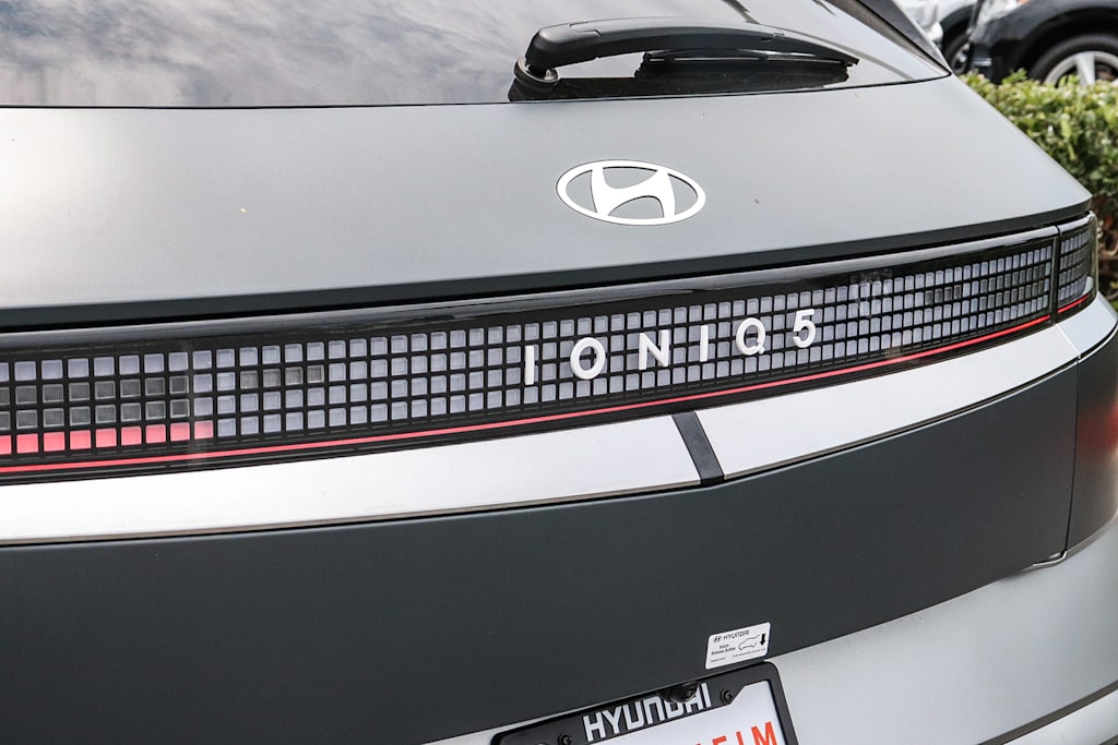 Thumbnail: 2026 Hyundai Ioniq 5 - 19