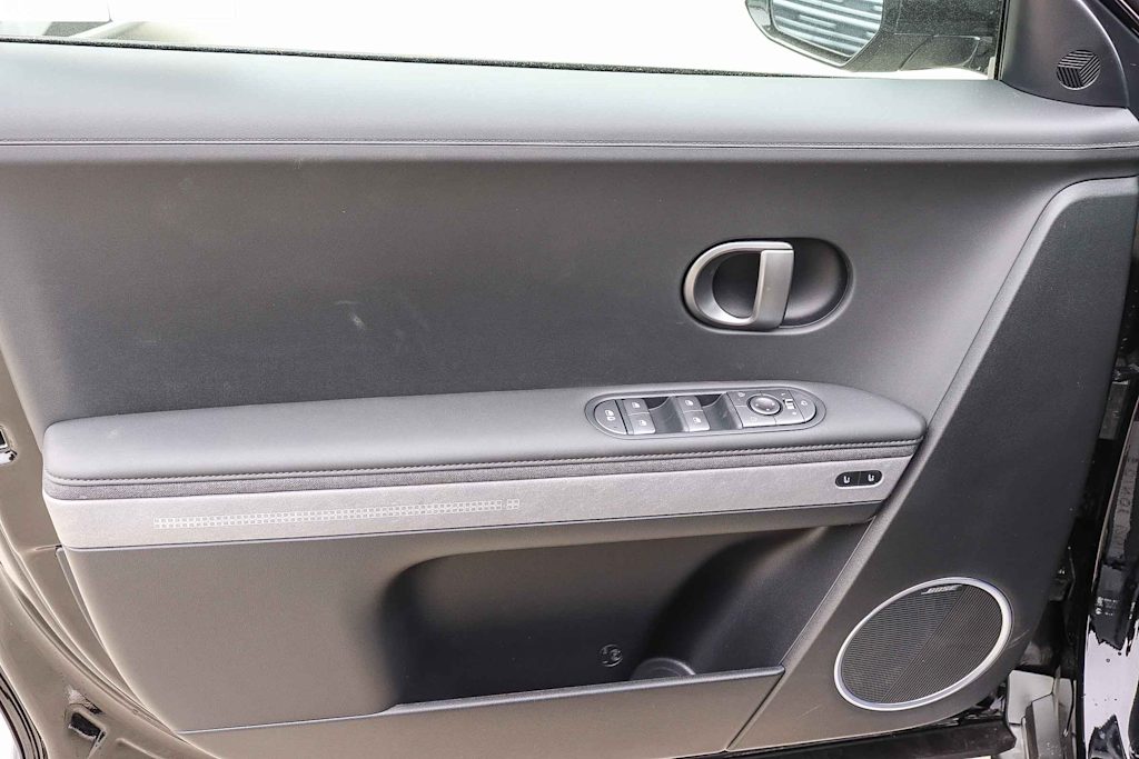 Thumbnail: 2026 Hyundai Ioniq 5 - 24