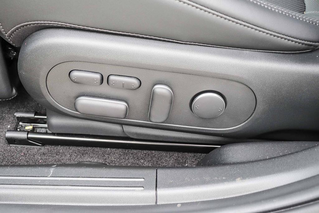 Thumbnail: 2026 Hyundai Ioniq 5 - 25