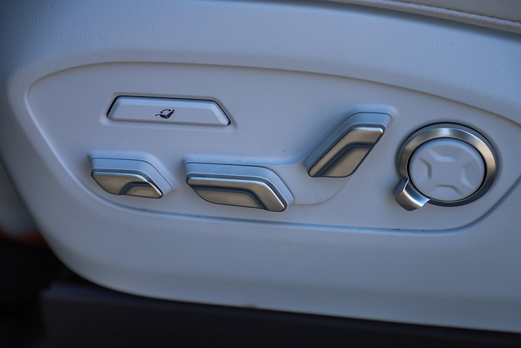 Thumbnail: 2026 Hyundai Ioniq - 26