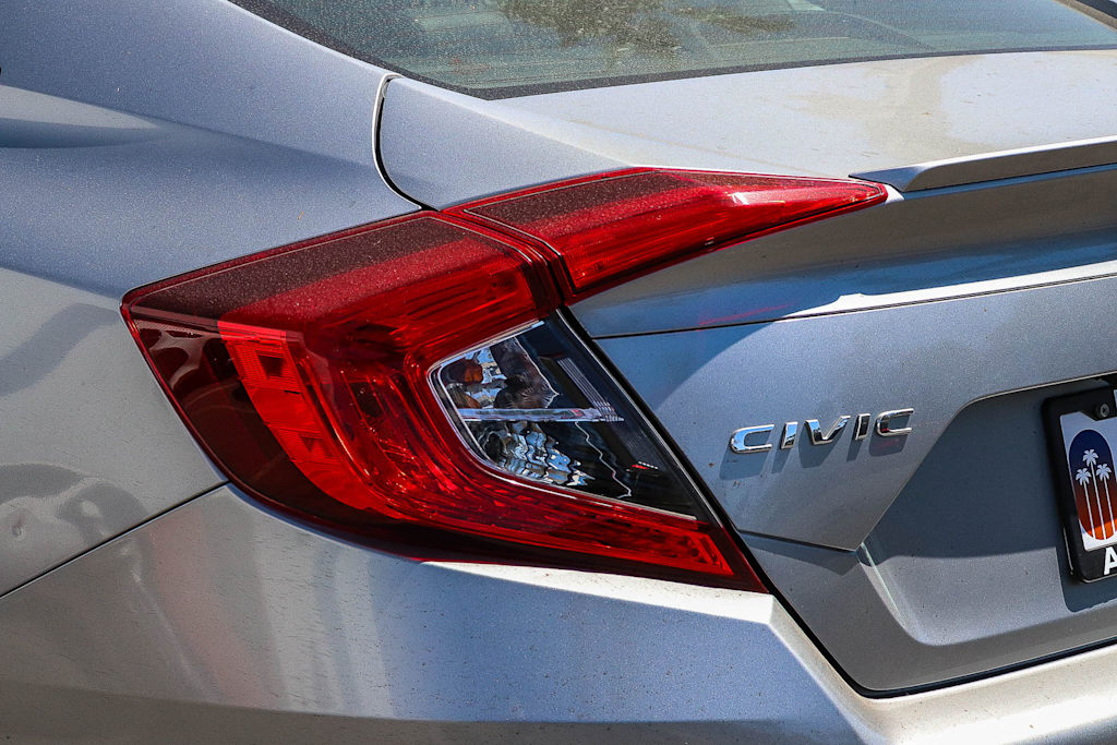 Thumbnail: 2018 Honda Civic - 17